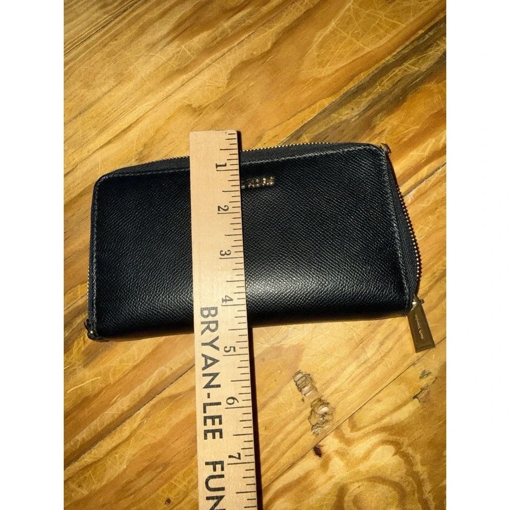 Michael Kors Women's Black Zip-Around Wallet with Zipper, Logo, Credit Card